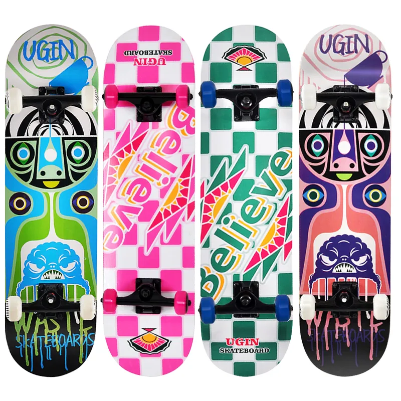 Custom Skateboard Deck and Truck Wholesale Skateboard with Wheels
